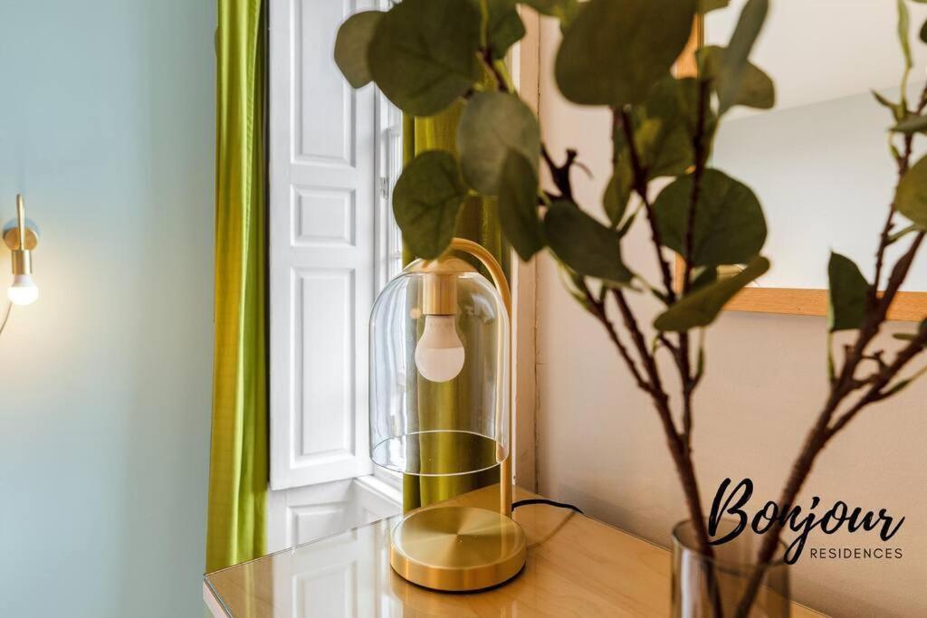 Monge Suite Old Town 2Br-1Ba, Near Royal Mile By Bonjour Residences 爱丁堡 外观 照片
