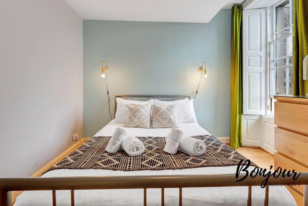 Monge Suite Old Town 2Br-1Ba, Near Royal Mile By Bonjour Residences 爱丁堡 外观 照片