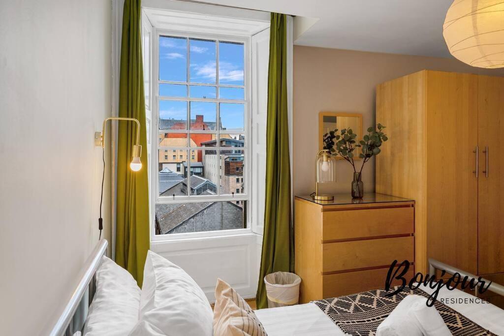 Monge Suite Old Town 2Br-1Ba, Near Royal Mile By Bonjour Residences 爱丁堡 外观 照片