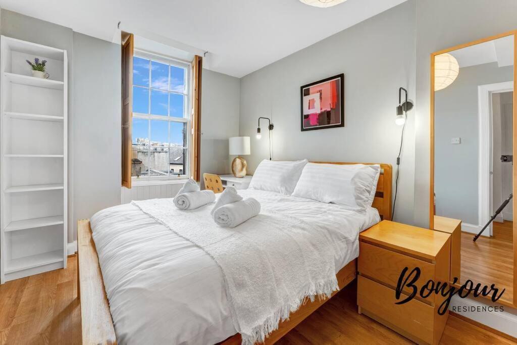 Monge Suite Old Town 2Br-1Ba, Near Royal Mile By Bonjour Residences 爱丁堡 外观 照片