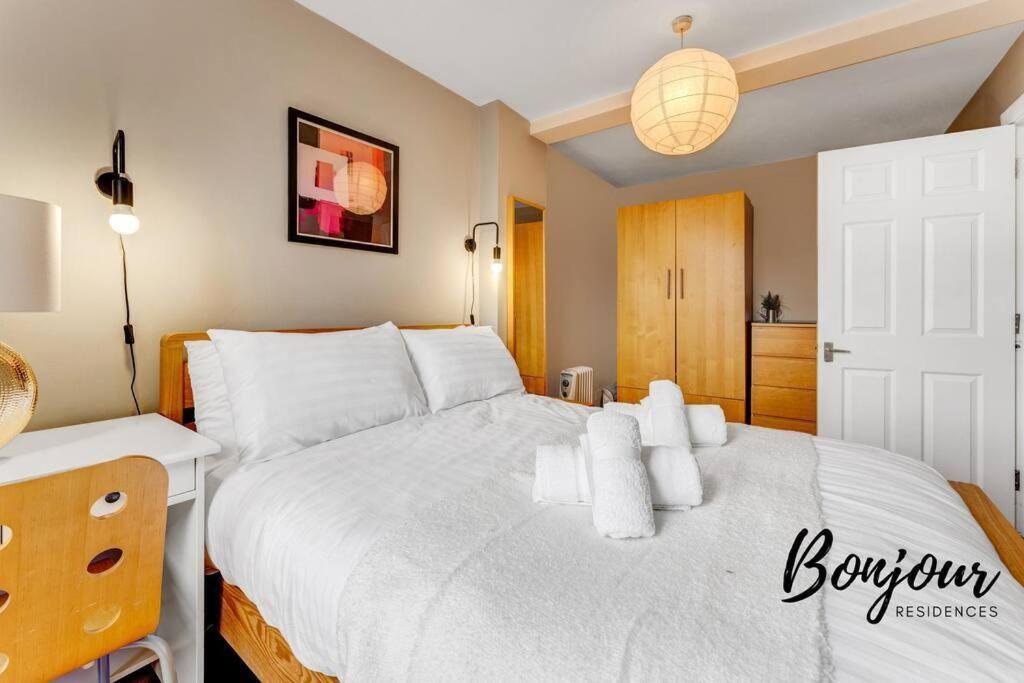 Monge Suite Old Town 2Br-1Ba, Near Royal Mile By Bonjour Residences 爱丁堡 外观 照片